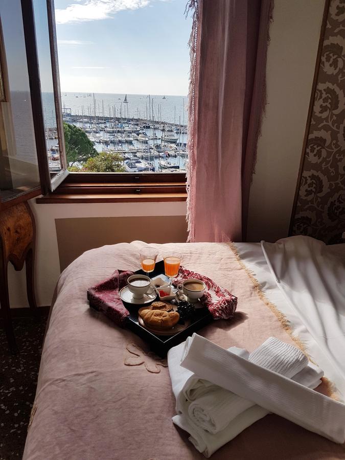 Hotel Mignon Trieste Luaran gambar